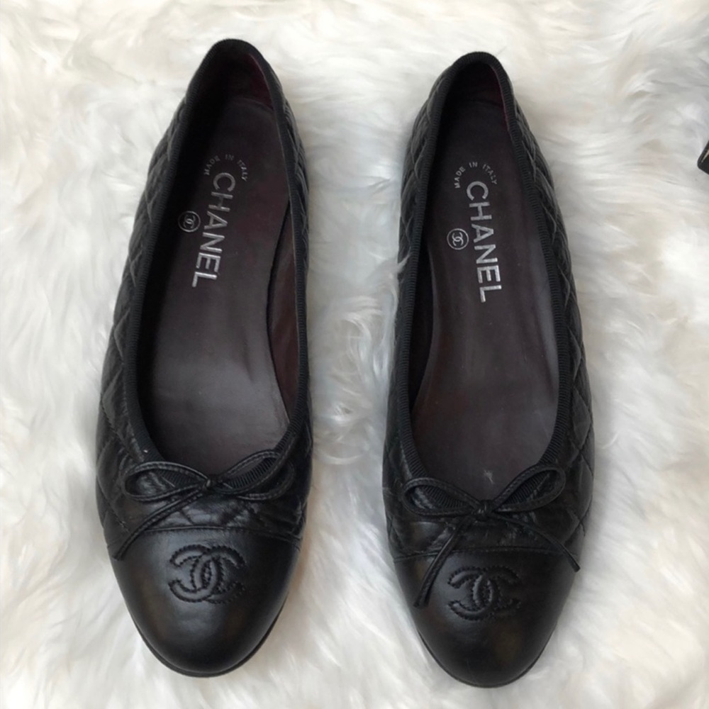 Chanel quilted ballet flats size 39